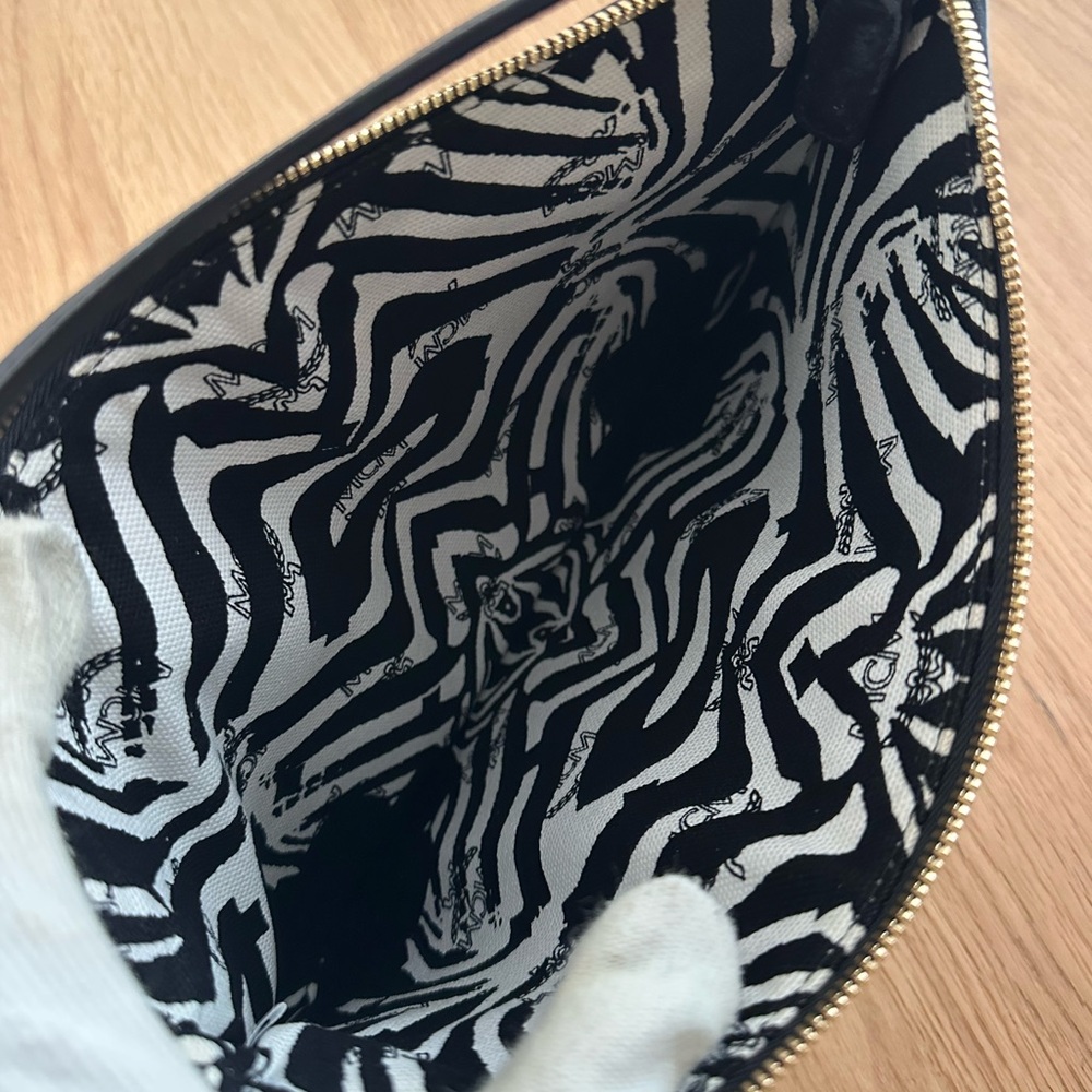 MCM Shoulder Bag - Picture 7 of 11